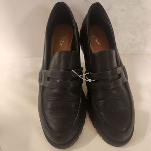 Style & Co EUC Black Penny Loafer Lug Sole Slip-On Flats Shoes Sz 9M
